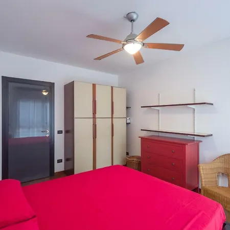 Apartament Genovahost - Dall'acquario3 *